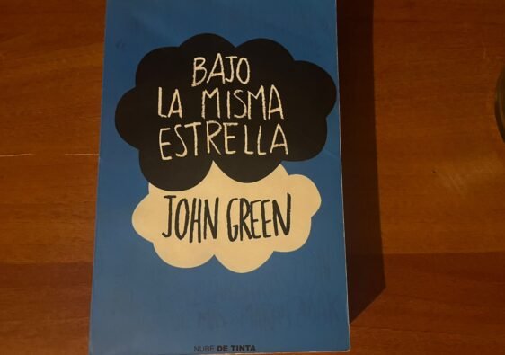 Portada del libro Bajo l a misma estrella