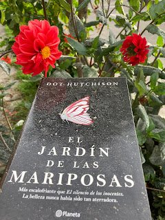 portada el jardín de las mariposas