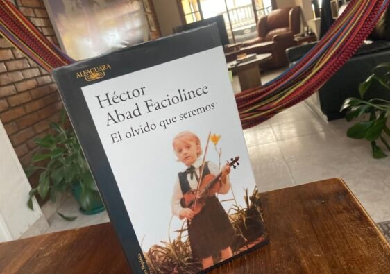 Portada del libro El Olvido que Seremos