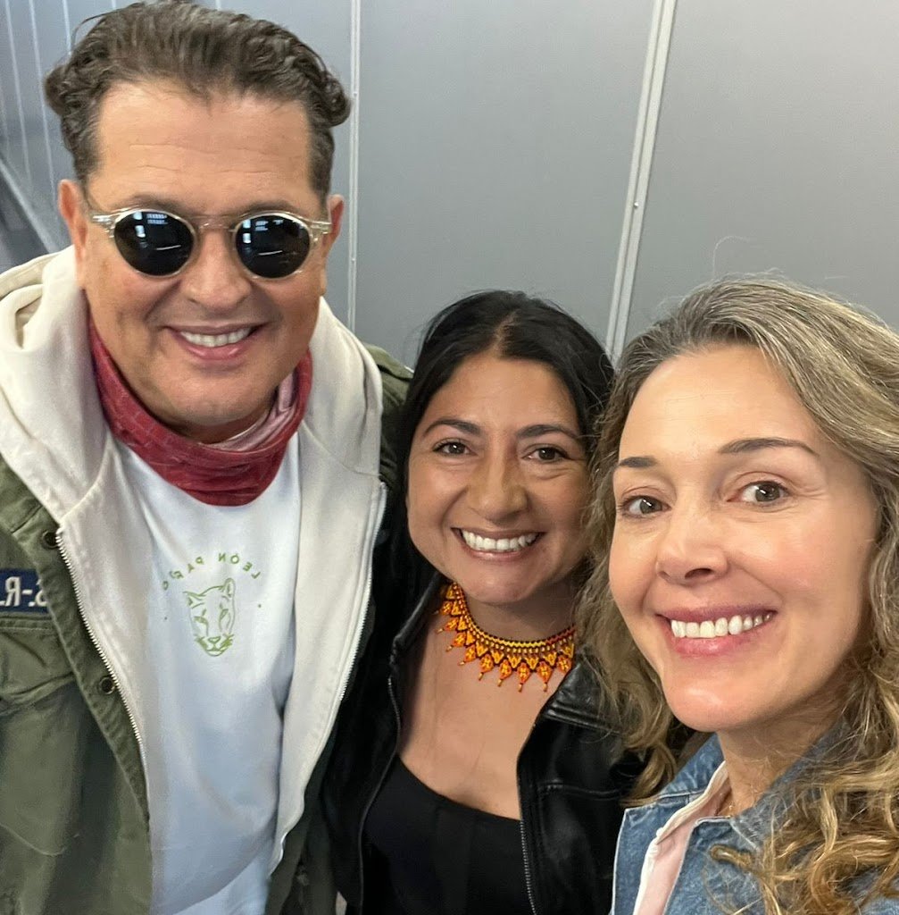 Claudia Elena Vásquez y Carlos Vives en el aeropuerto el Dorado rumbo a Santa Marta