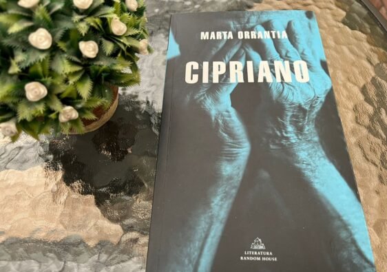 Portada Cipriano libro escrito por Marta Orrantia