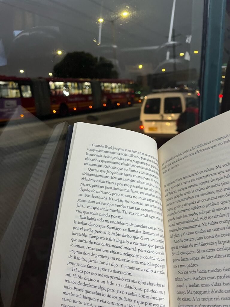 Leer en el recorrido. Amanecer leyendo