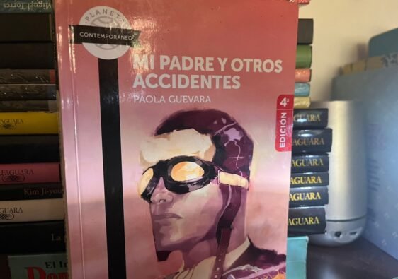 Carátula libro Mi padre y otros accidentes de Paola Guevara