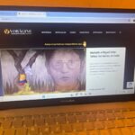 Medio que consulto para informarme. En el computador aparece la página de Vorágine