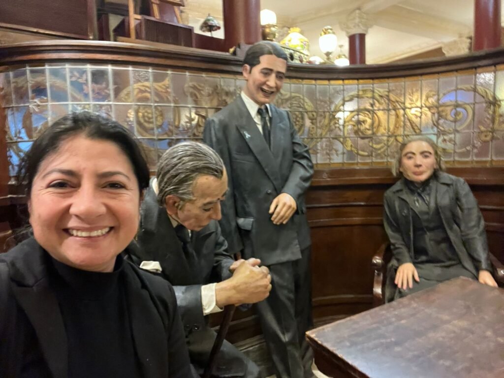 Diana en Buenos Aires con Carlos Gardel, Borges y Alfonsina Storni