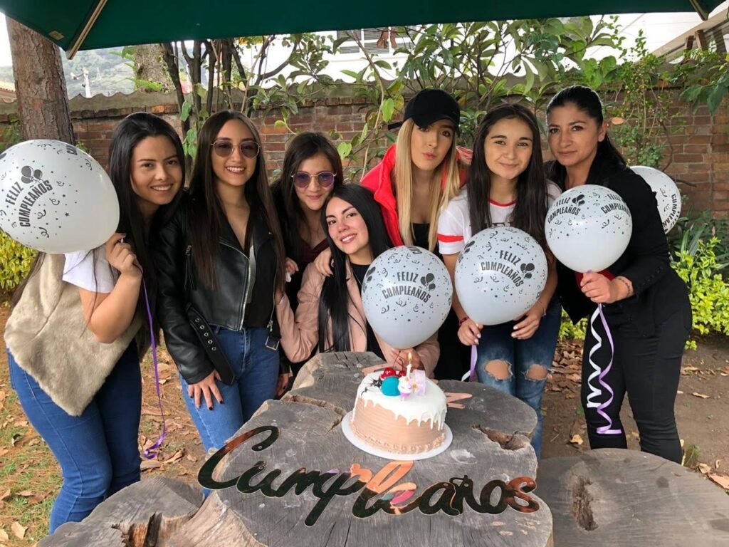 Cumpleaños de Laura. Foto compartida por Angie