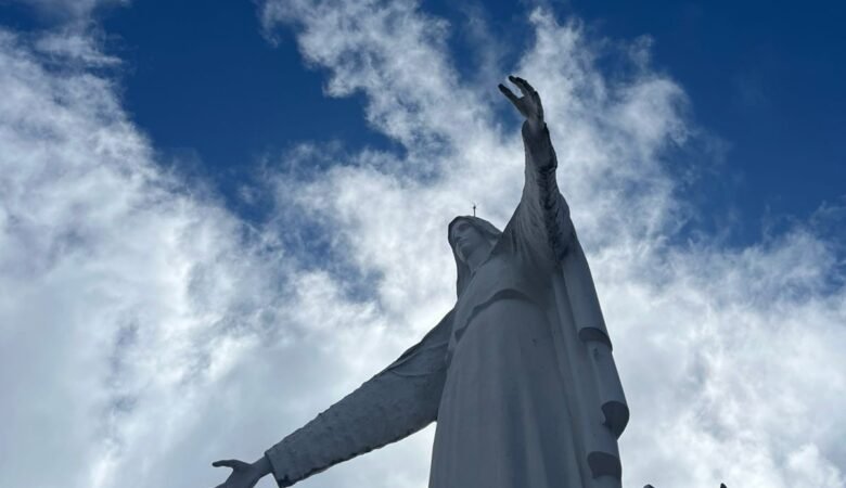 Estatua de la Virgen Inmaculada en el Cerro de Guadalupe. Agosto 2025