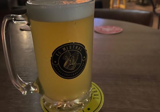 Cerveza artesanal en El Mistral Armenia Quindío
