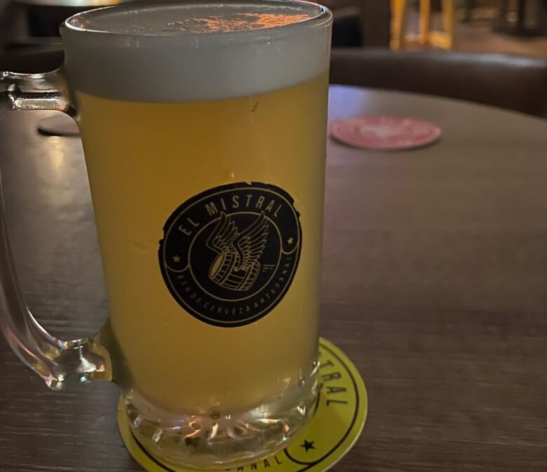 Cerveza artesanal en El Mistral Armenia Quindío